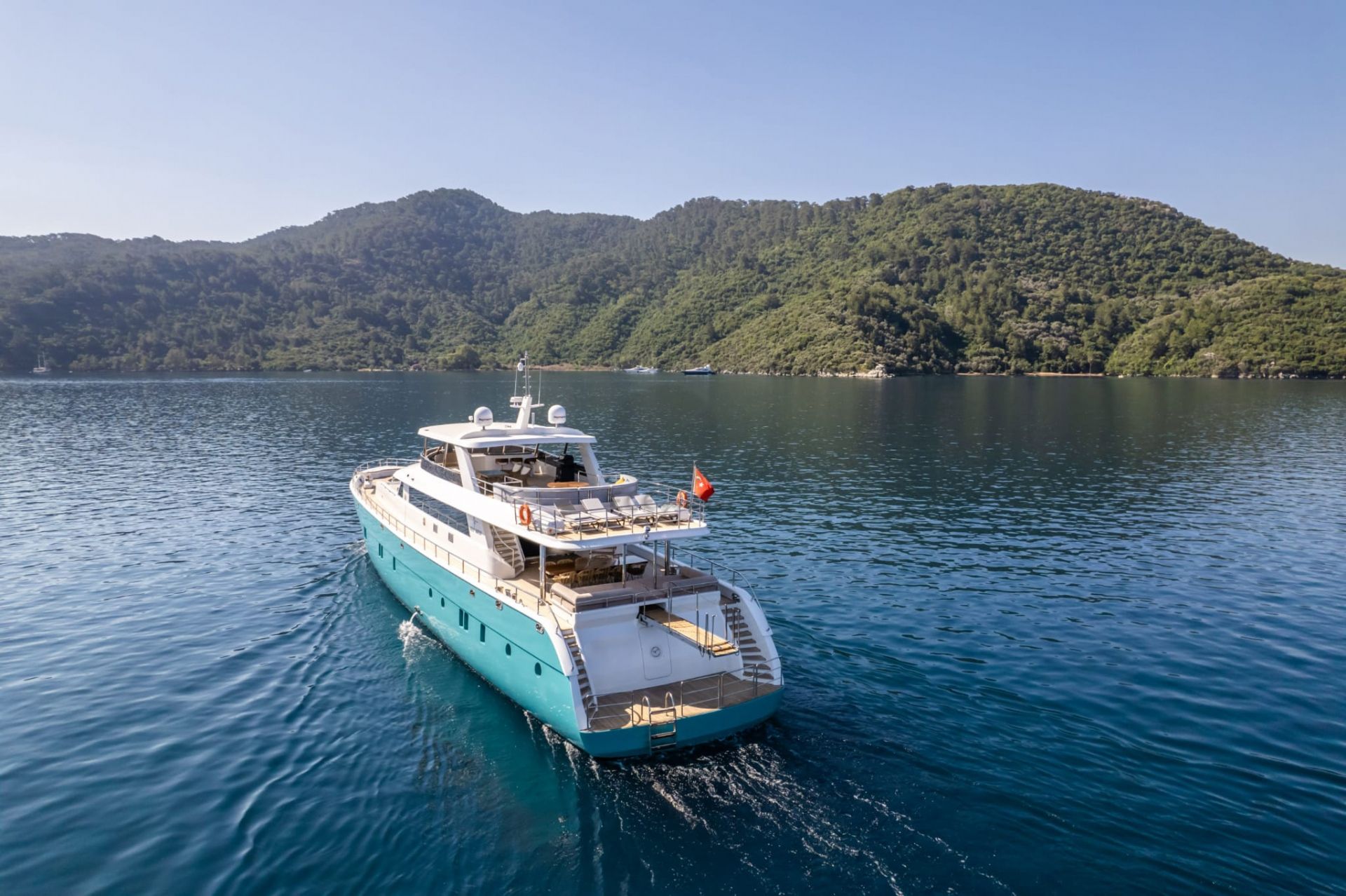 DEEP WATER deck area