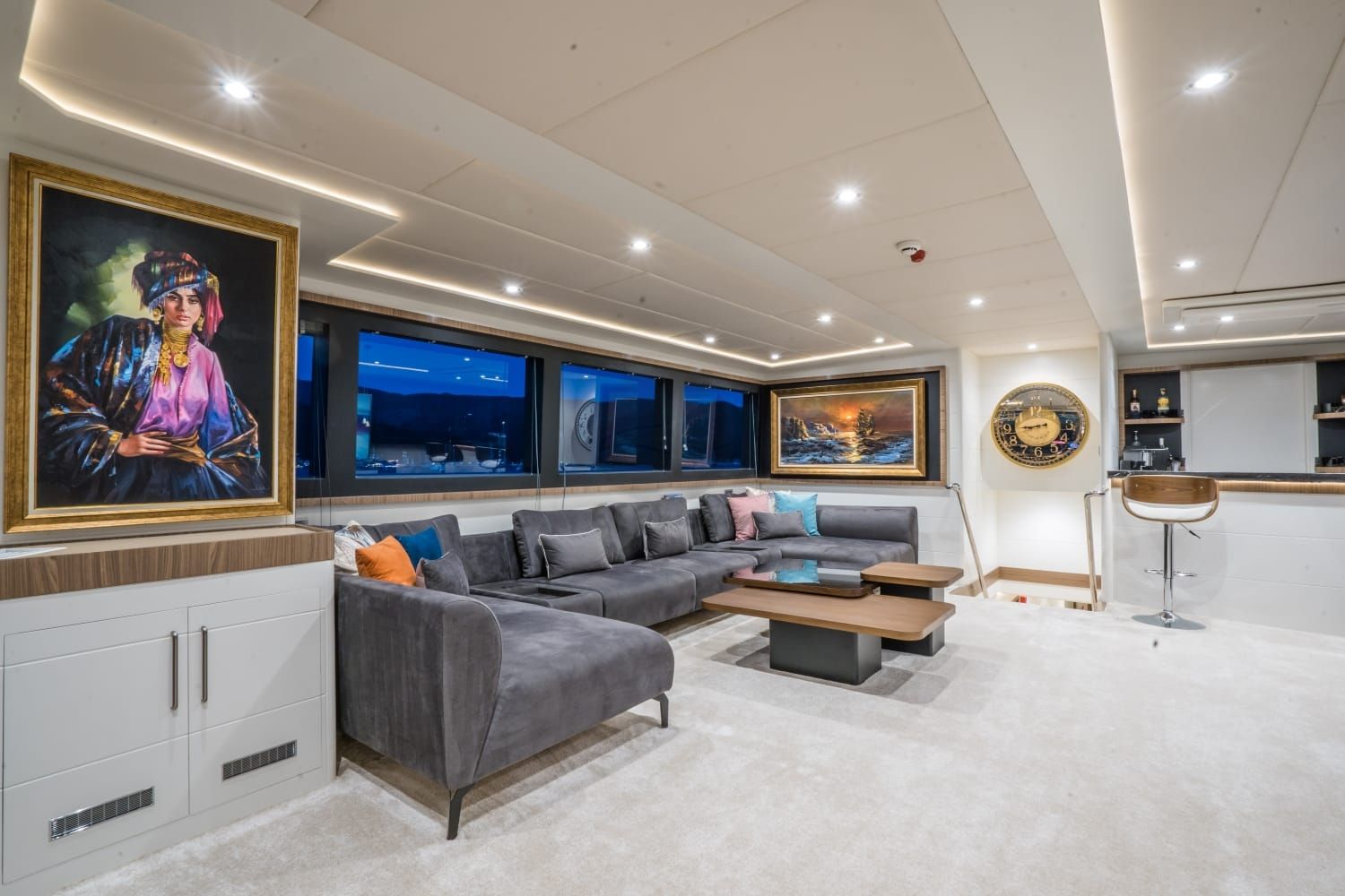 Twin cabin
